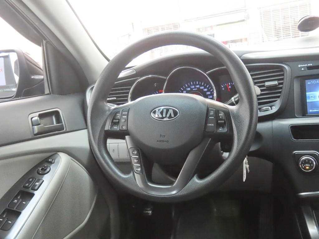 KIA K5 2013 Negro - Importación desde Corea - HF Imports Iquique - Foto 17