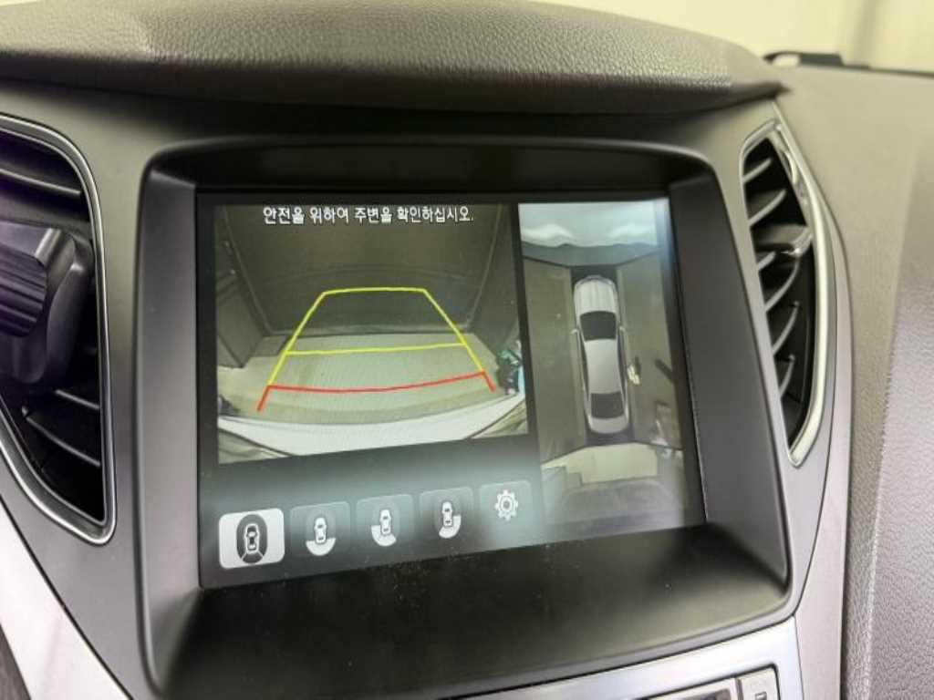 HYUNDAI Grandeur - Vista 12
