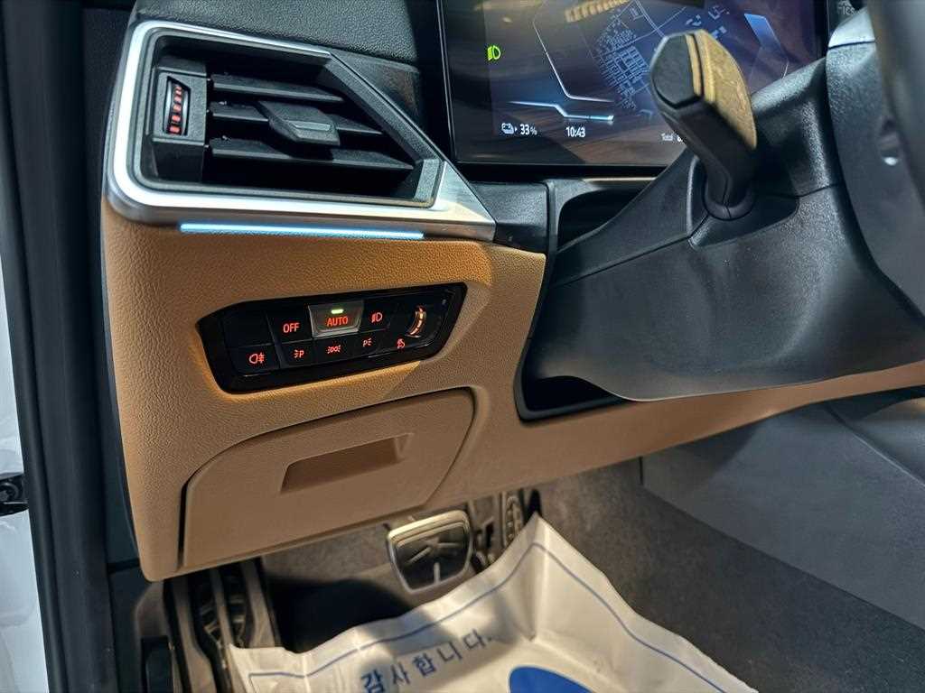 BMW i4 - Vista 12