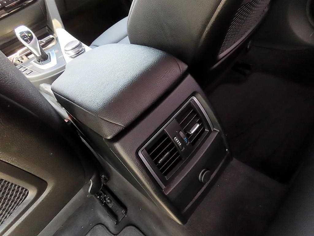 BMW 3 series 2017 Gris - Importación desde Corea - HF Imports Iquique - Foto 17