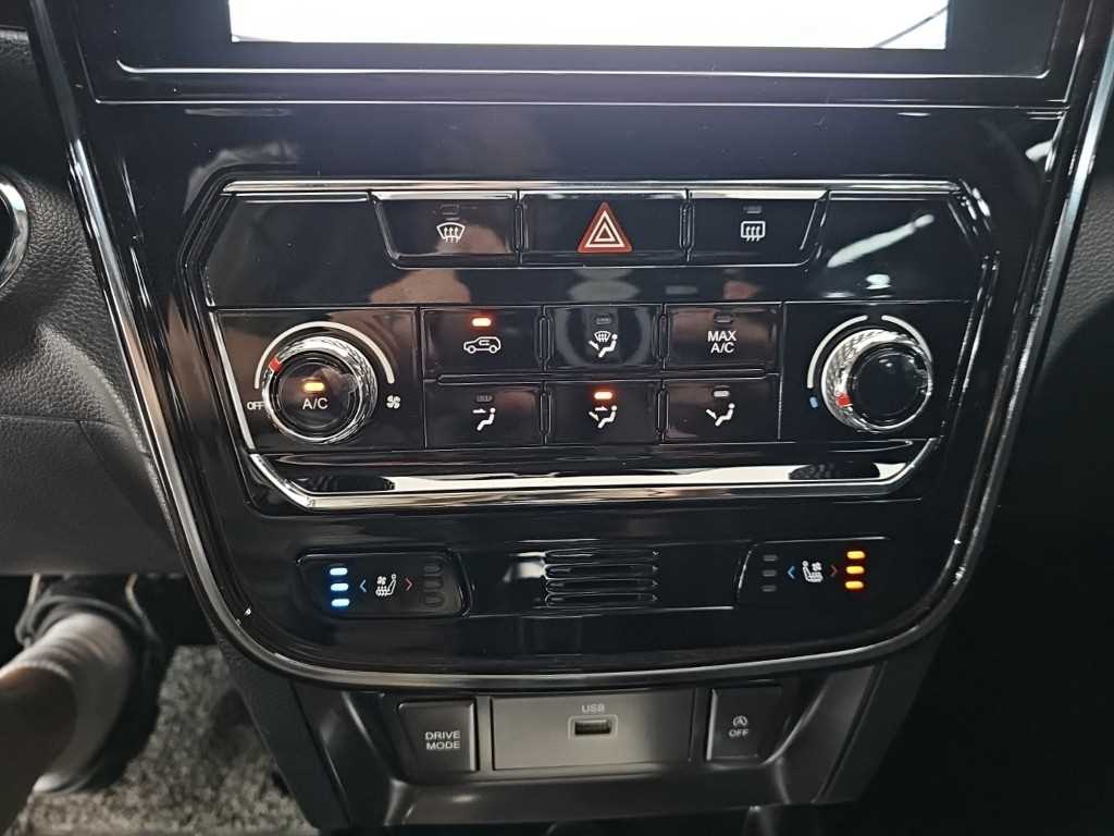 Ssangyong Tivoli - Vista 10