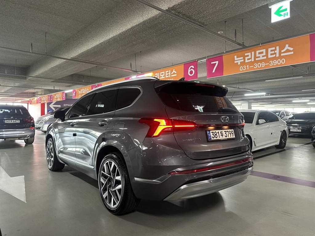HYUNDAI Santa Fe - Vista 5