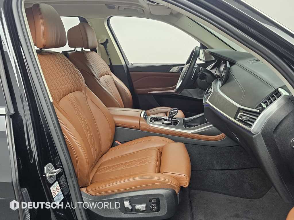 BMW X7 - Vista 12