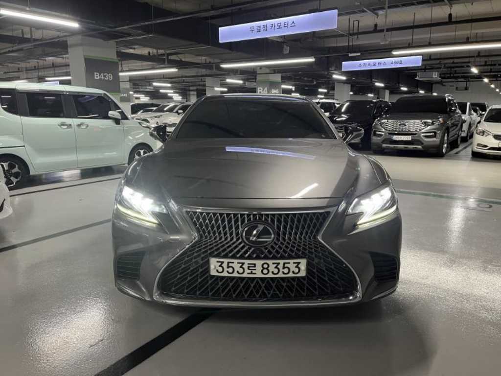 Lexus LS 2018 Gris - Importación desde Corea - HF Imports Iquique - Foto 1