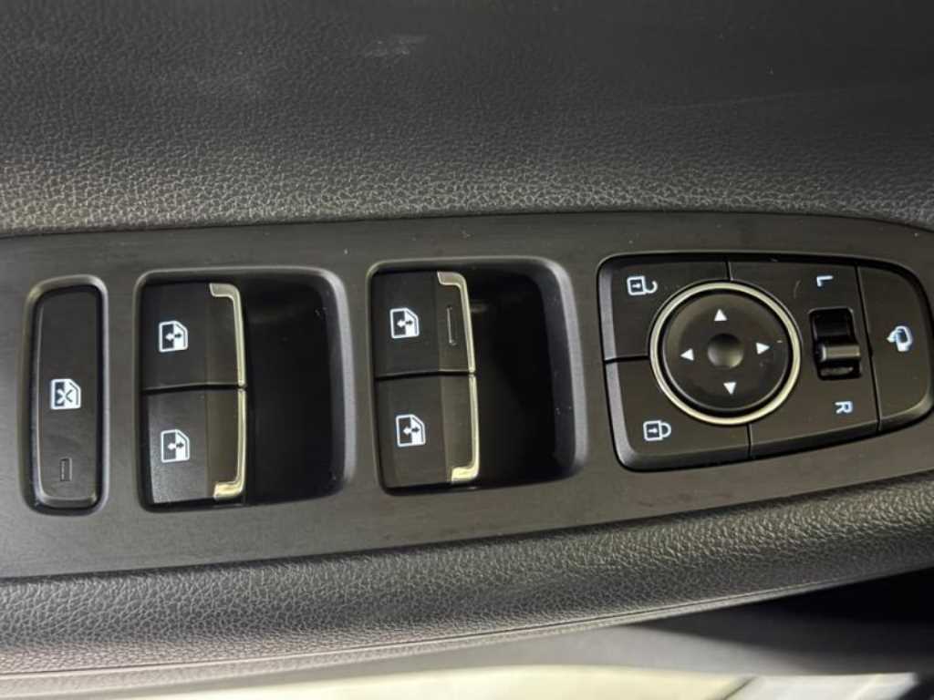 HYUNDAI Grandeur 2021 Blanco - Importación desde Corea - HF Imports Iquique - Foto 17