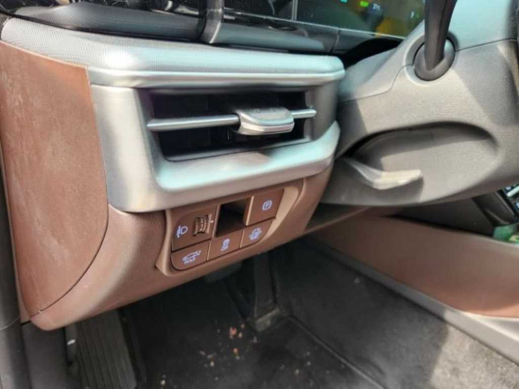 HYUNDAI Grandeur - Vista 9