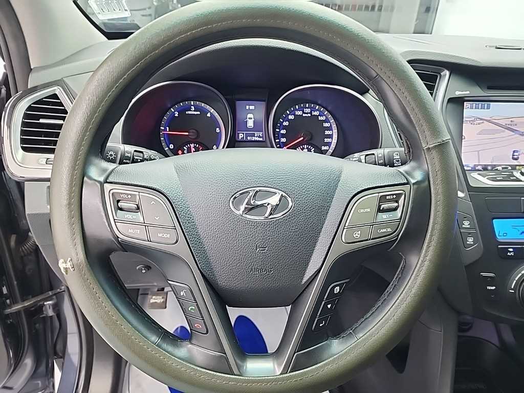 HYUNDAI Santa Fe - Vista 9