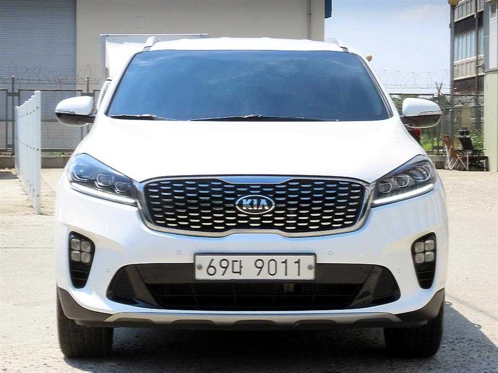KIA Sorento 2018 Blanco - Importación desde Corea - HF Imports Iquique - Foto 1