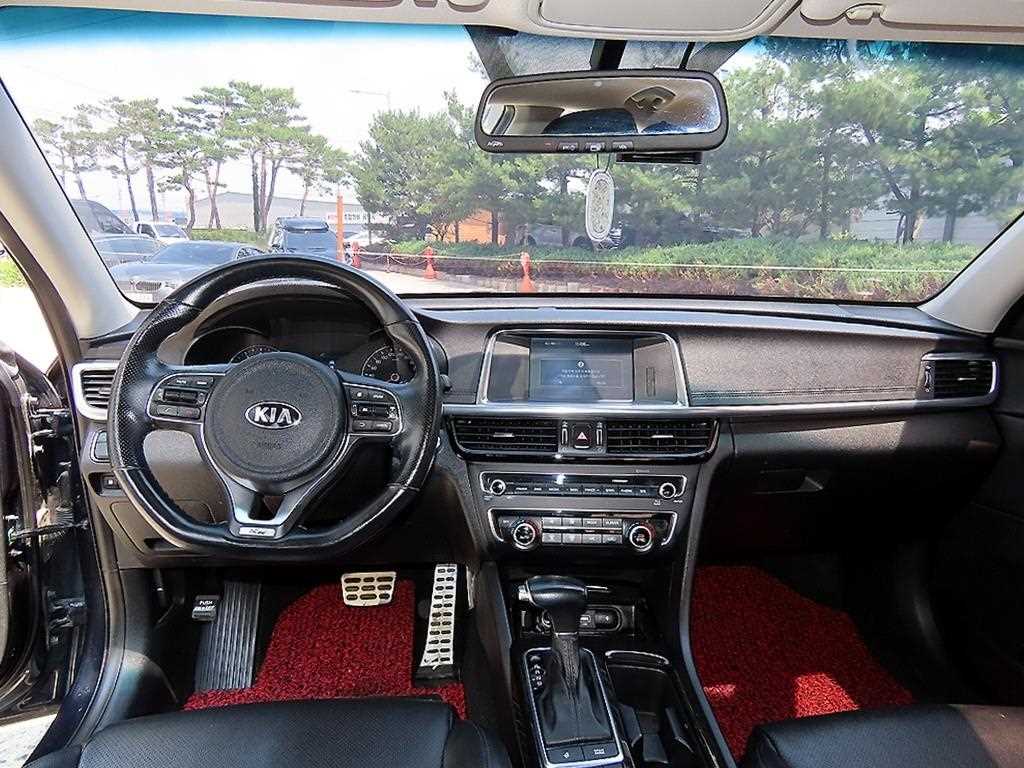 KIA K5 - Vista 7