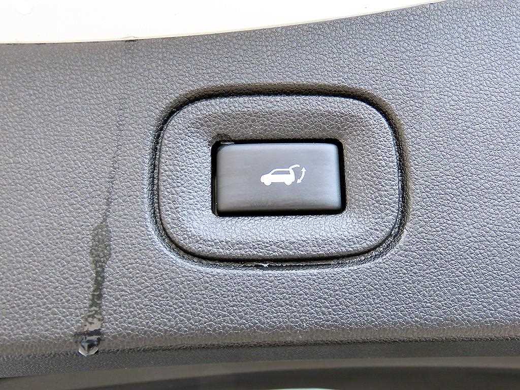 SAMSUNG QM6 2023 Blanco - Importación desde Corea - HF Imports Iquique - Foto 17