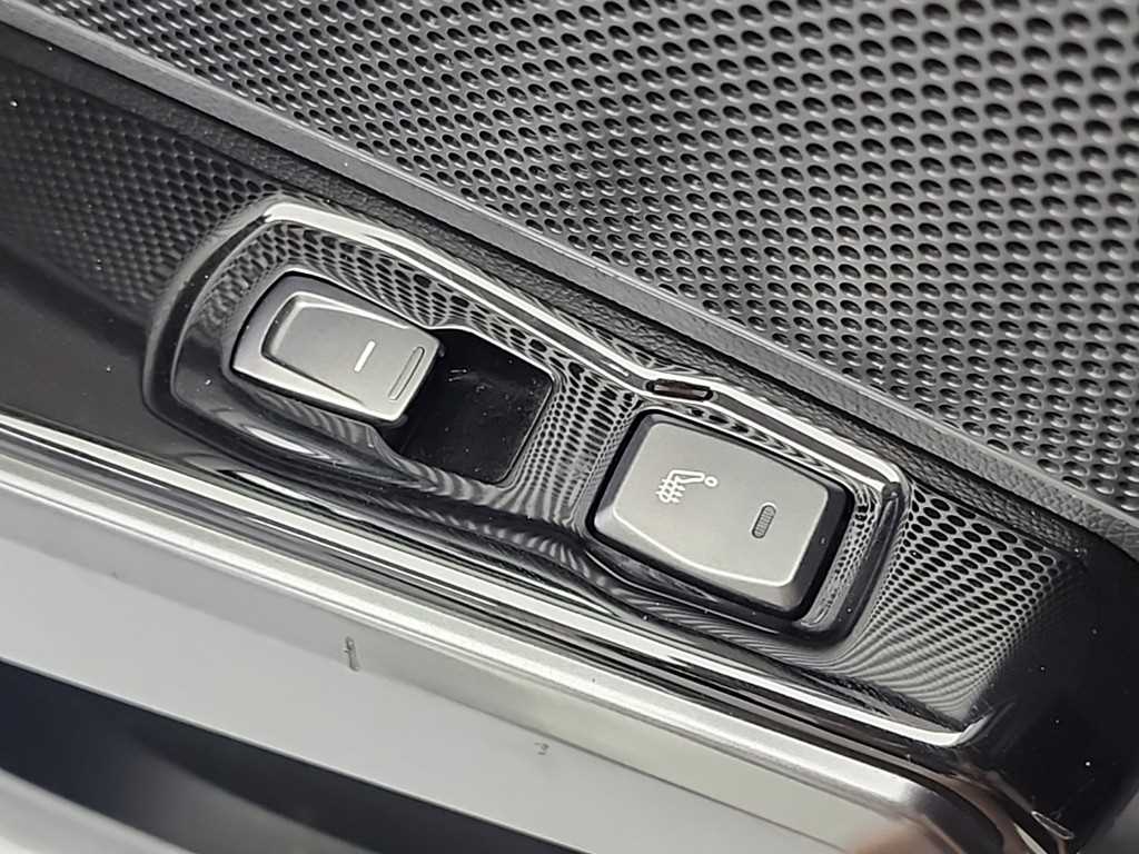 Ssangyong Tivoli 2022 Blanco - Importación desde Corea - HF Imports Iquique - Foto 13