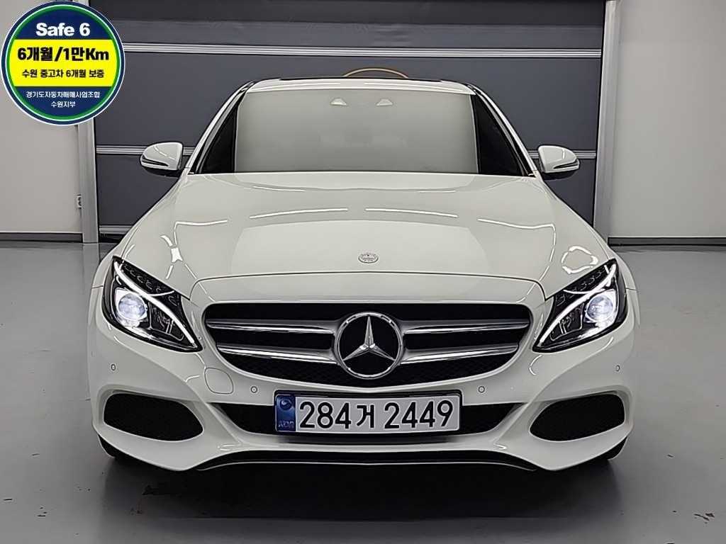 Mercedes Benz C Class - Vista 2