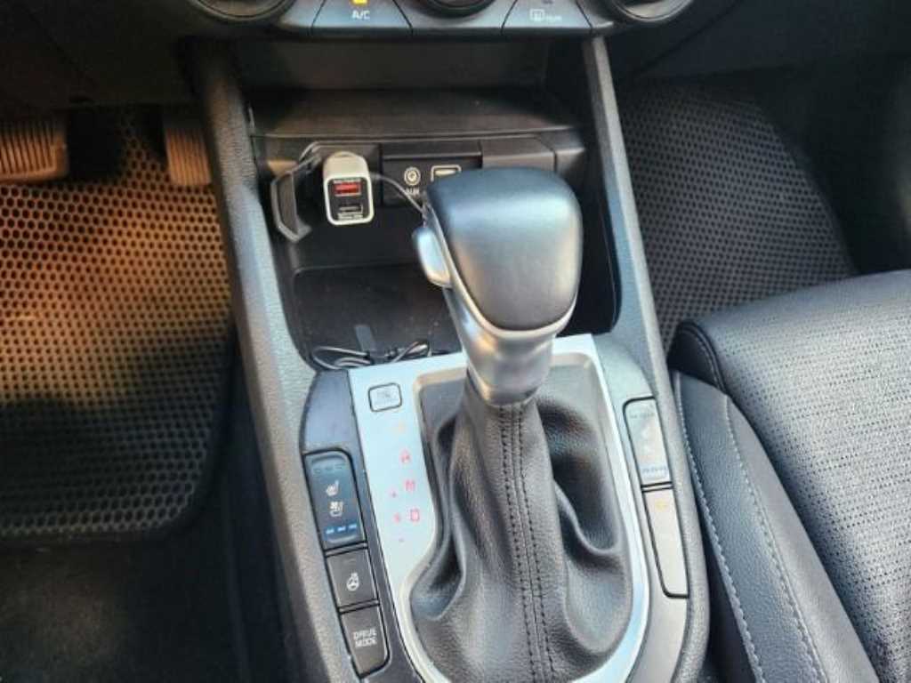KIA K3 - Vista 5
