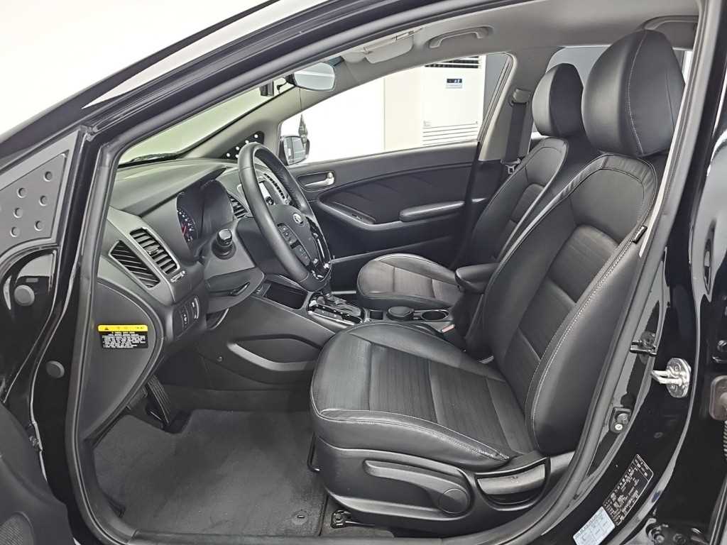 KIA K3 - Vista 11