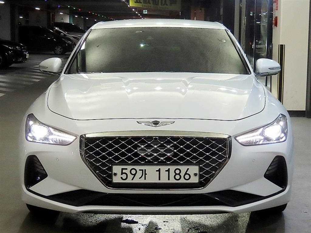 Genesis G70 - Vista 2