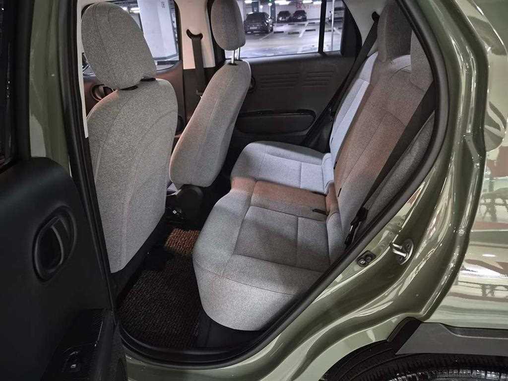 HYUNDAI Casper - Vista 7