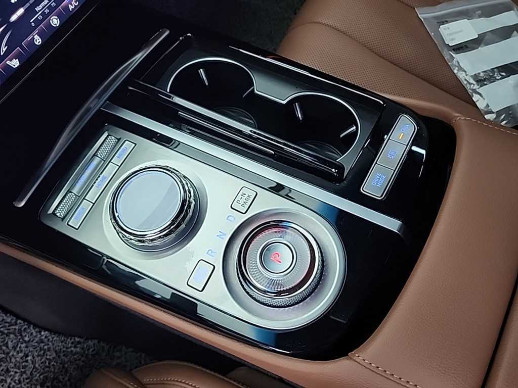 Genesis G80 - Vista 8