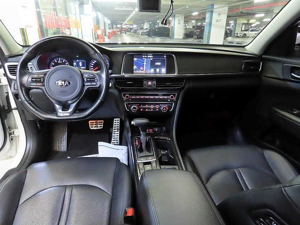 KIA K5 - Vista 10