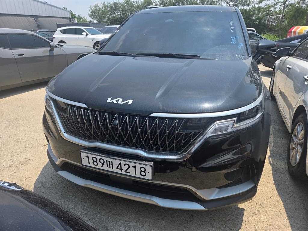 KIA Carnival 2023 Negro - Importación desde Corea - HF Imports Iquique - Foto 1