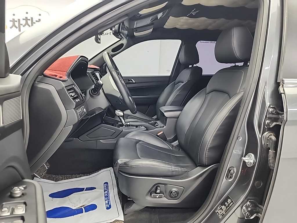 Ssangyong Rexton - Vista 11