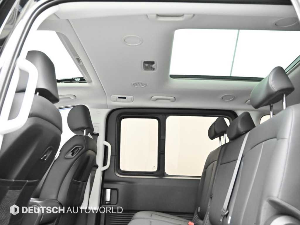 HYUNDAI Staria 2025 Negro - Importación desde Corea - HF Imports Iquique - Foto 18