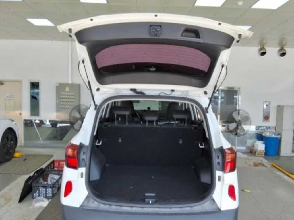 KIA Seltos - Vista 12