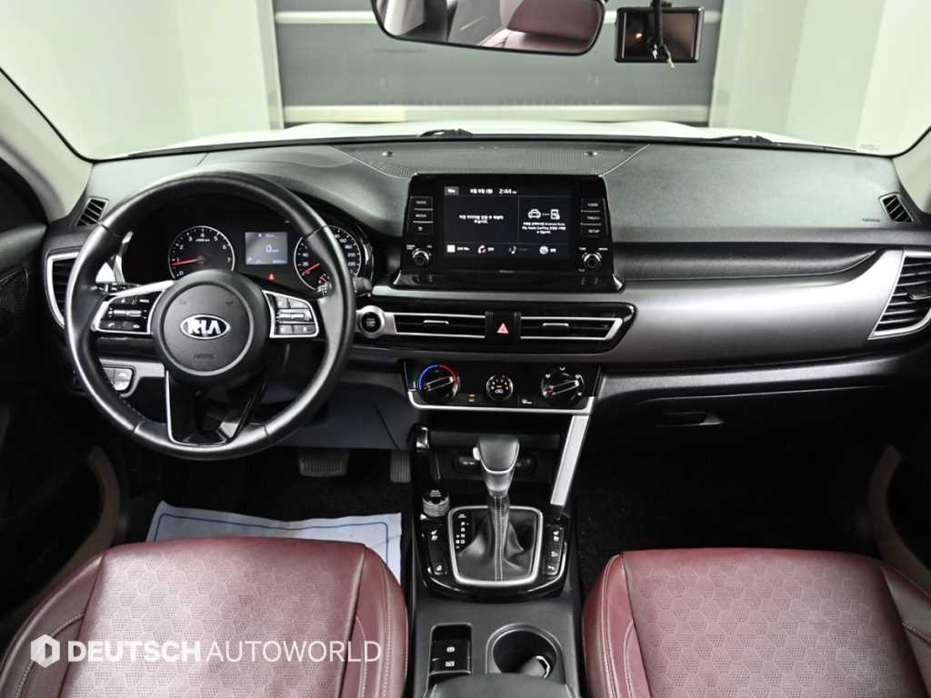 KIA Seltos - Vista 7