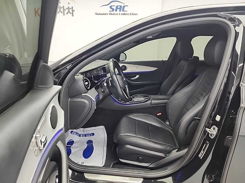 Mercedes Benz E class - Vista 11