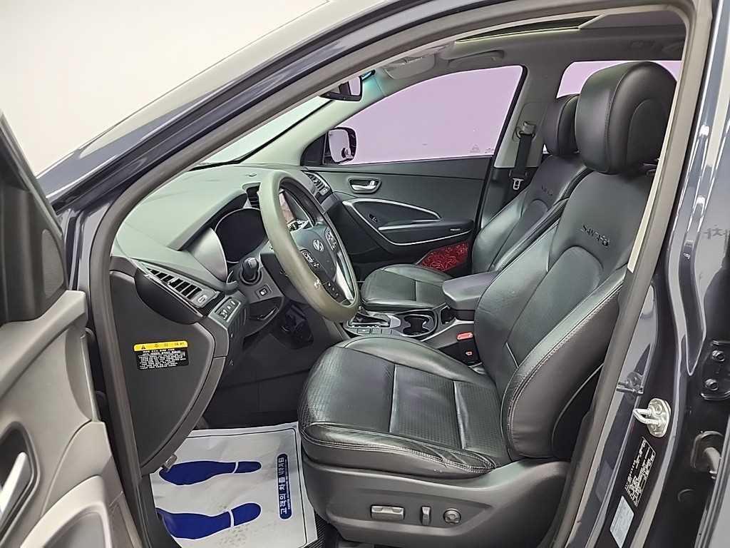 HYUNDAI Santa Fe - Vista 11