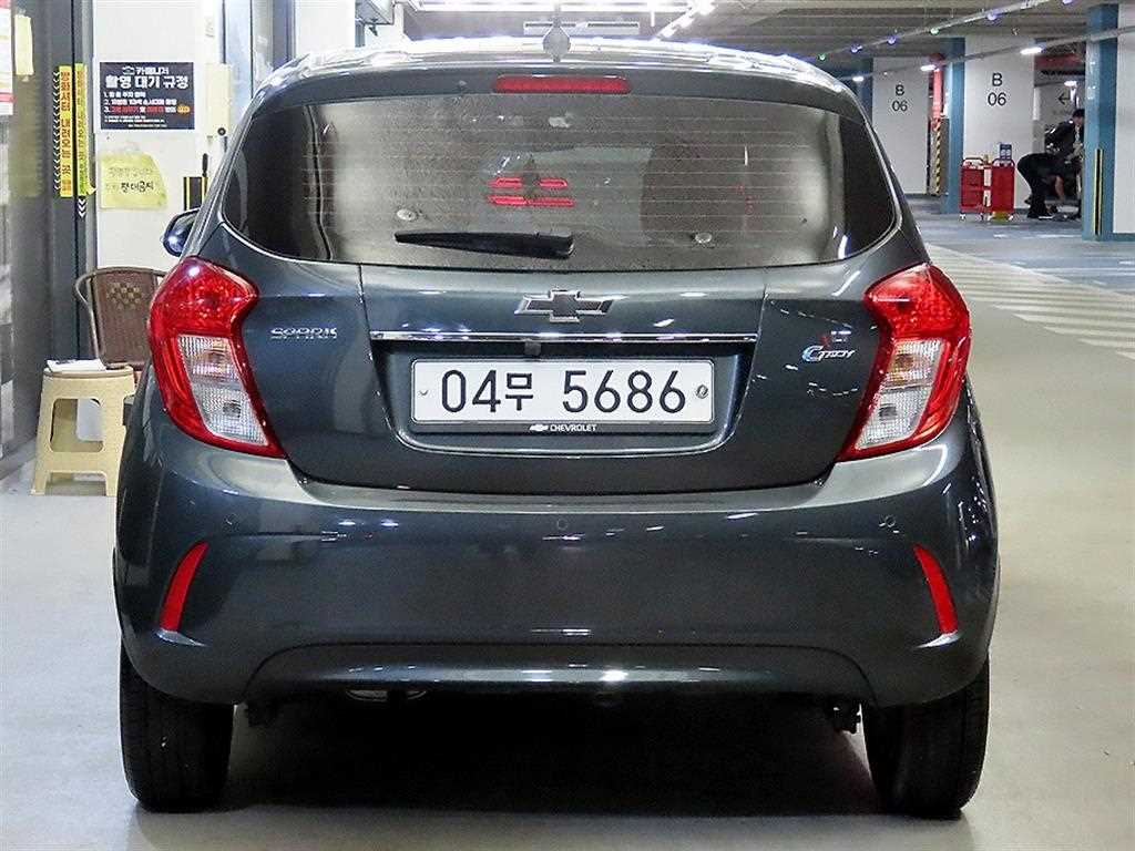 Chevrolet Spark - Vista 5