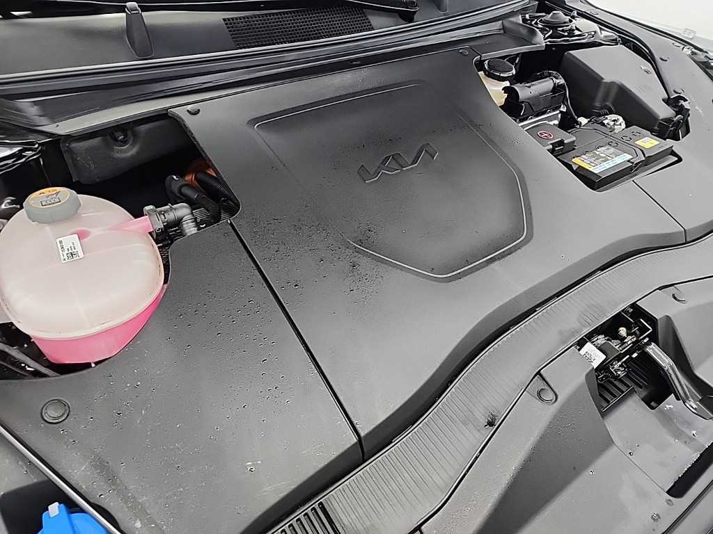 KIA EV4 - Vista 5