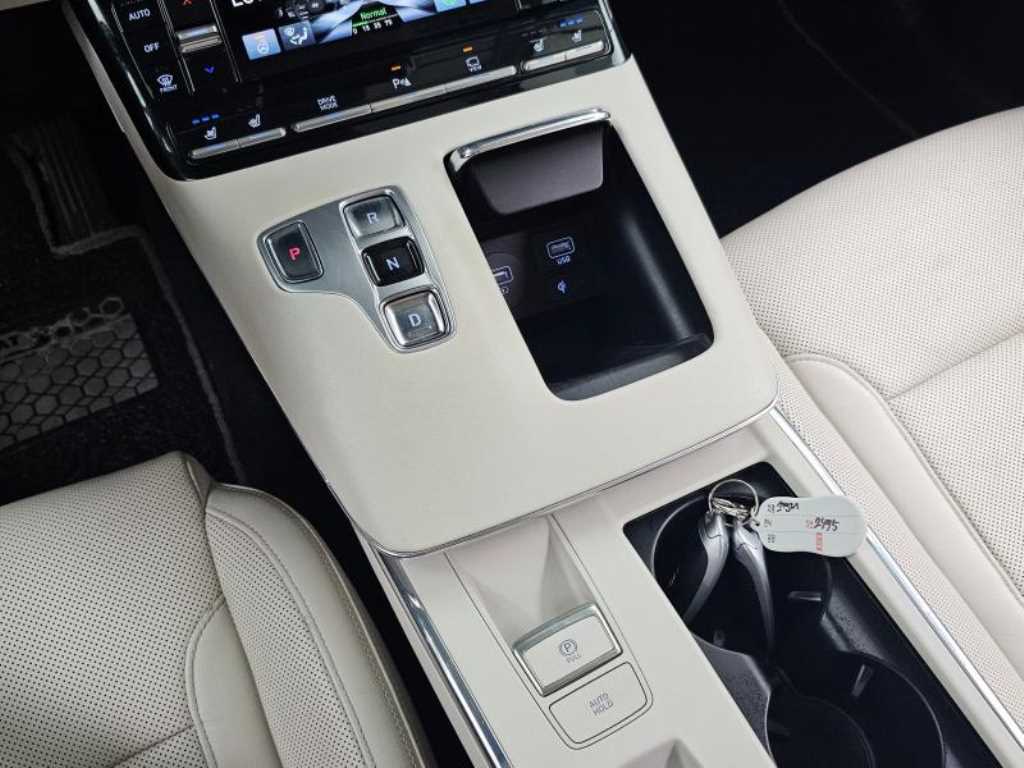 HYUNDAI Grandeur - Vista 9