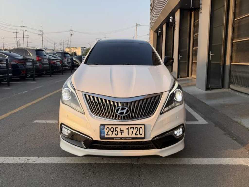 HYUNDAI Grandeur 2015 Blanco - Importación desde Corea - HF Imports Iquique - Foto 1