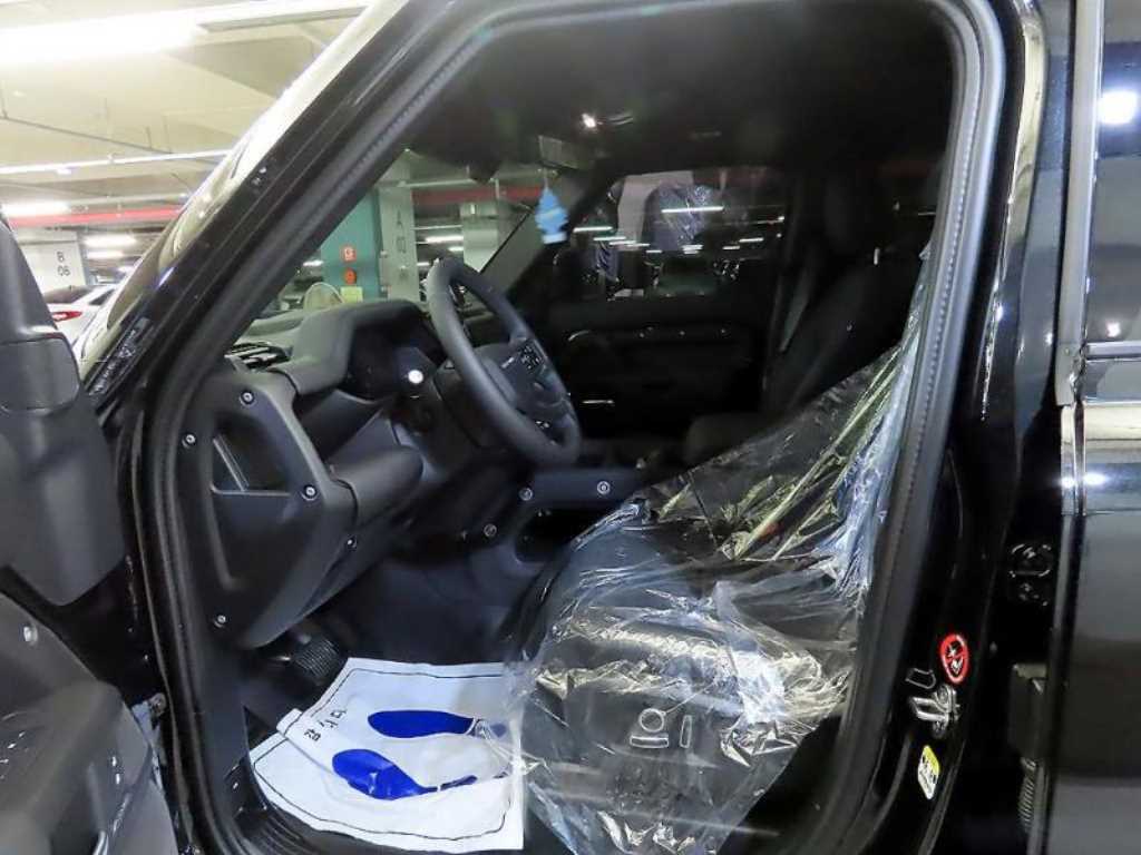 Land Rover Defender - Vista 6