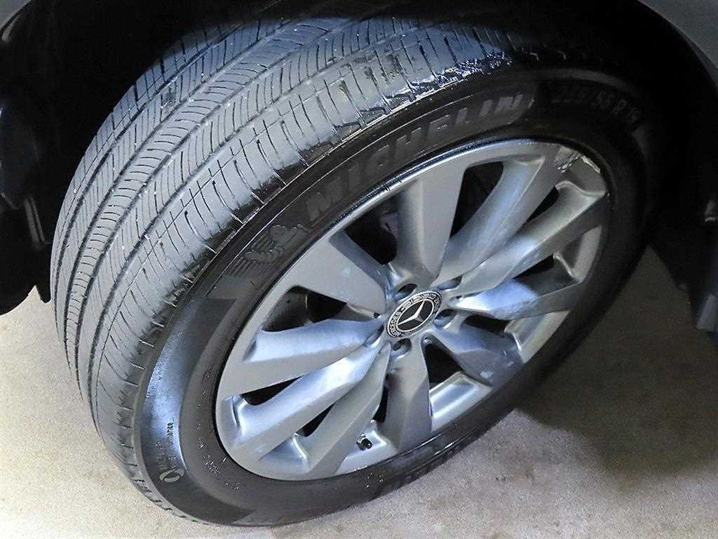 Mercedes Benz GLC Class 2018 Gris - Importación desde Corea - HF Imports Iquique - Foto 20