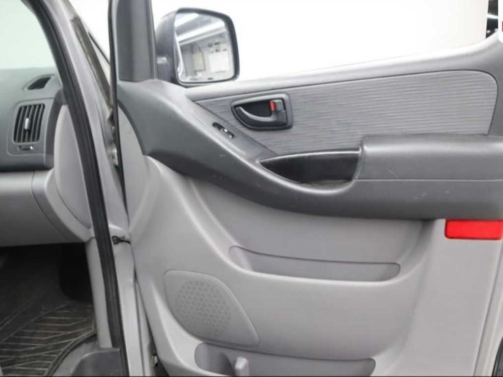HYUNDAI Starex 2017 Gris - Importación desde Corea - HF Imports Iquique - Foto 20