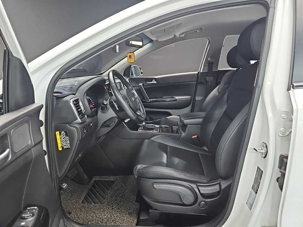 KIA Sportage - Vista 9