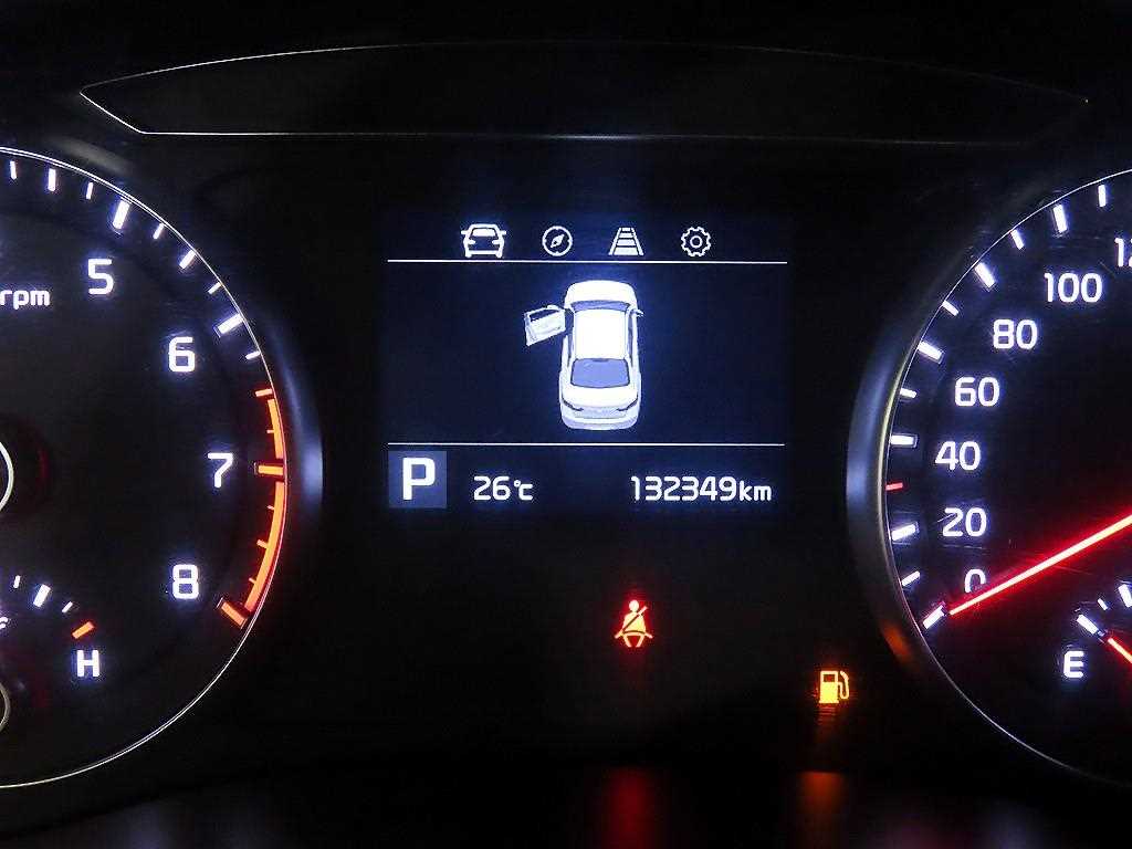 KIA K7 - Vista 9
