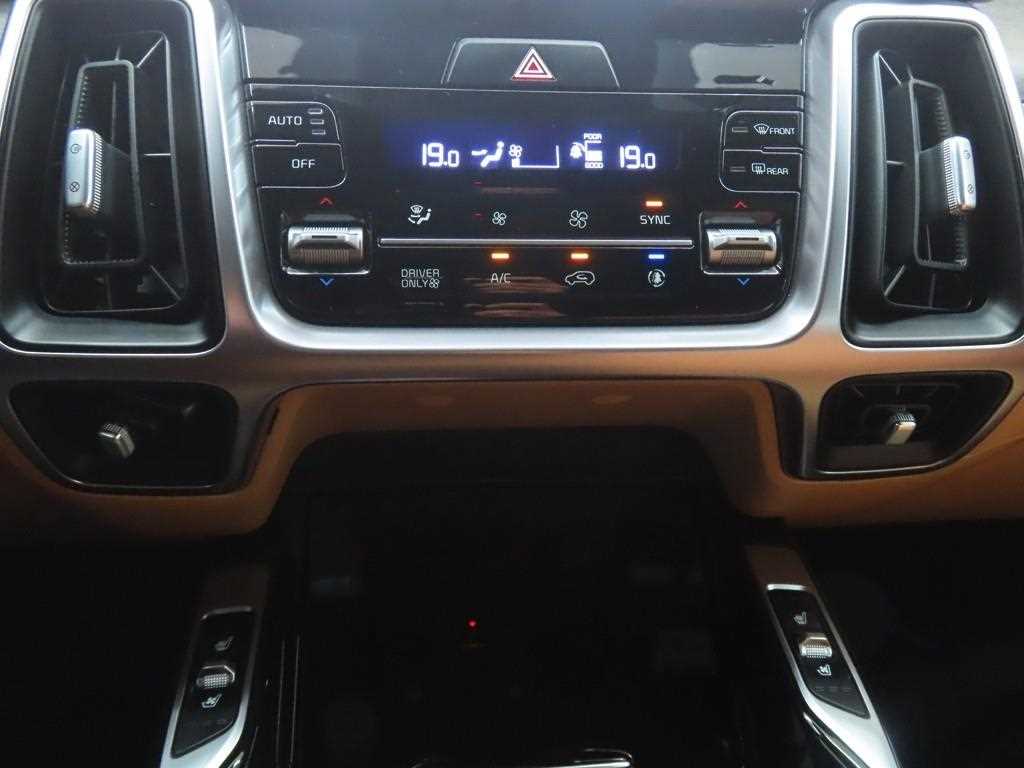 KIA Sorento - Vista 11