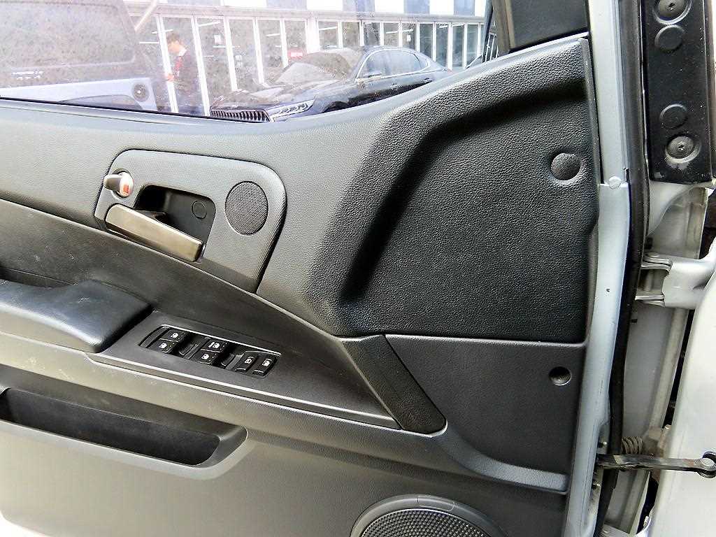 Ssangyong Korando - Vista 11