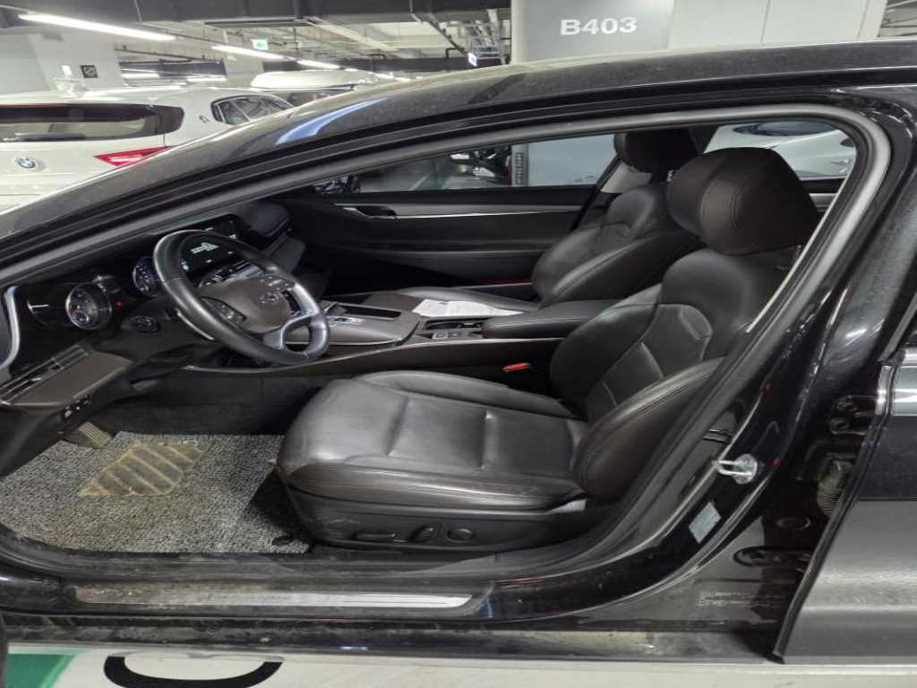 HYUNDAI Grandeur - Vista 4