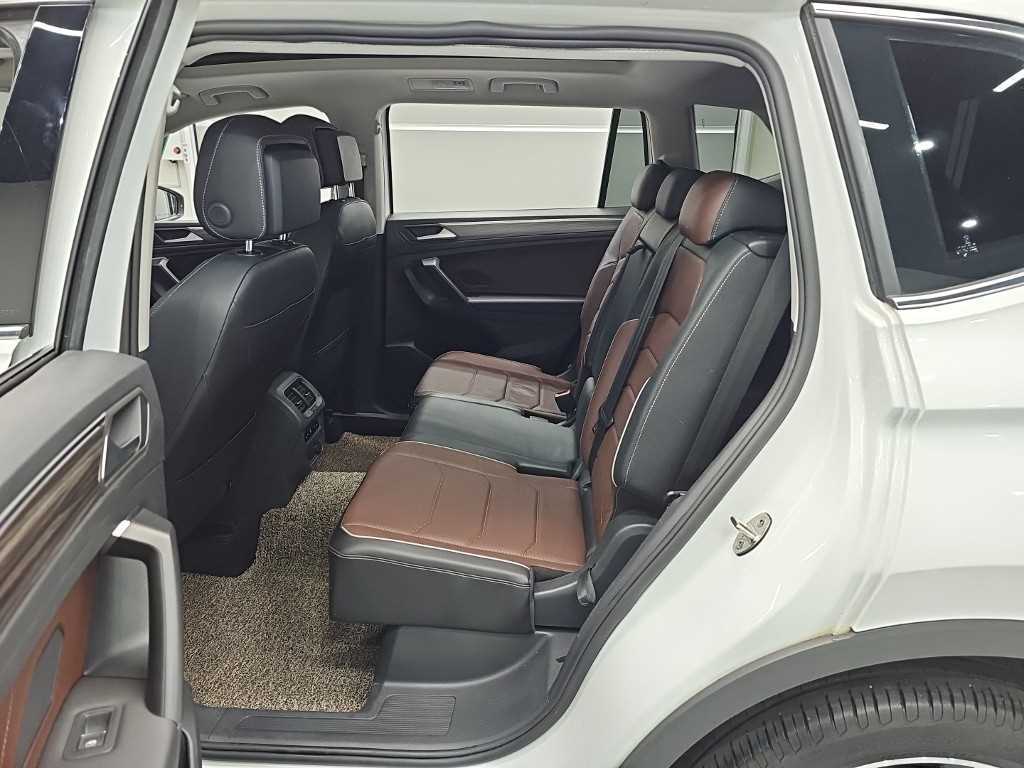 Volkswagen Tiguan - Vista 12
