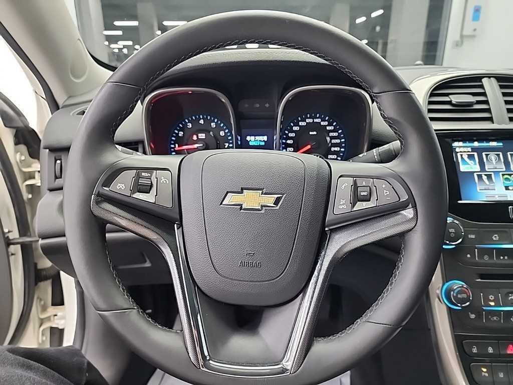 Chevrolet Malibu - Vista 9