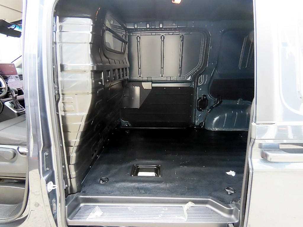 HYUNDAI Staria - Vista 6
