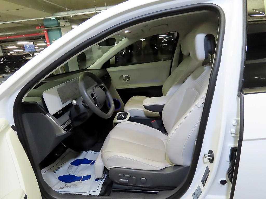 HYUNDAI Ioniq 5 - Vista 6