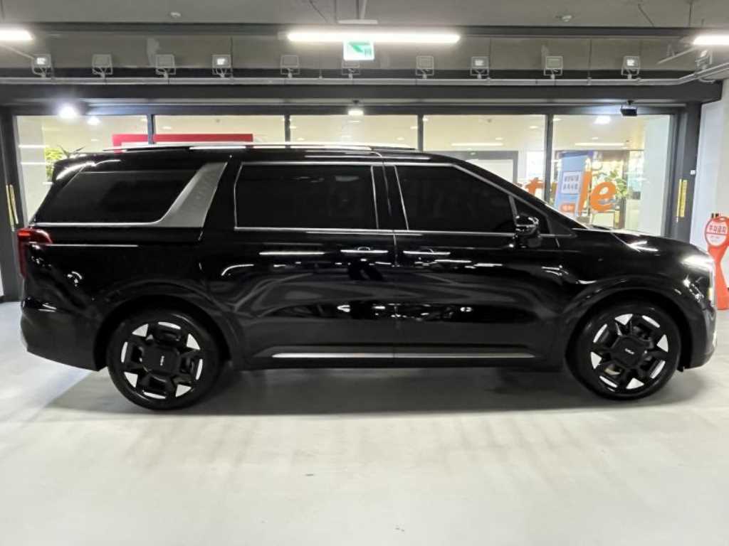 KIA Carnival - Vista 5