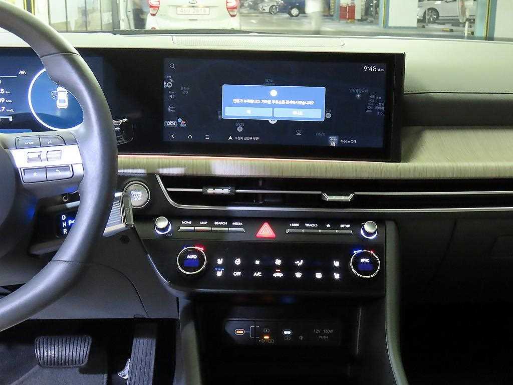 HYUNDAI Sonata - Vista 11