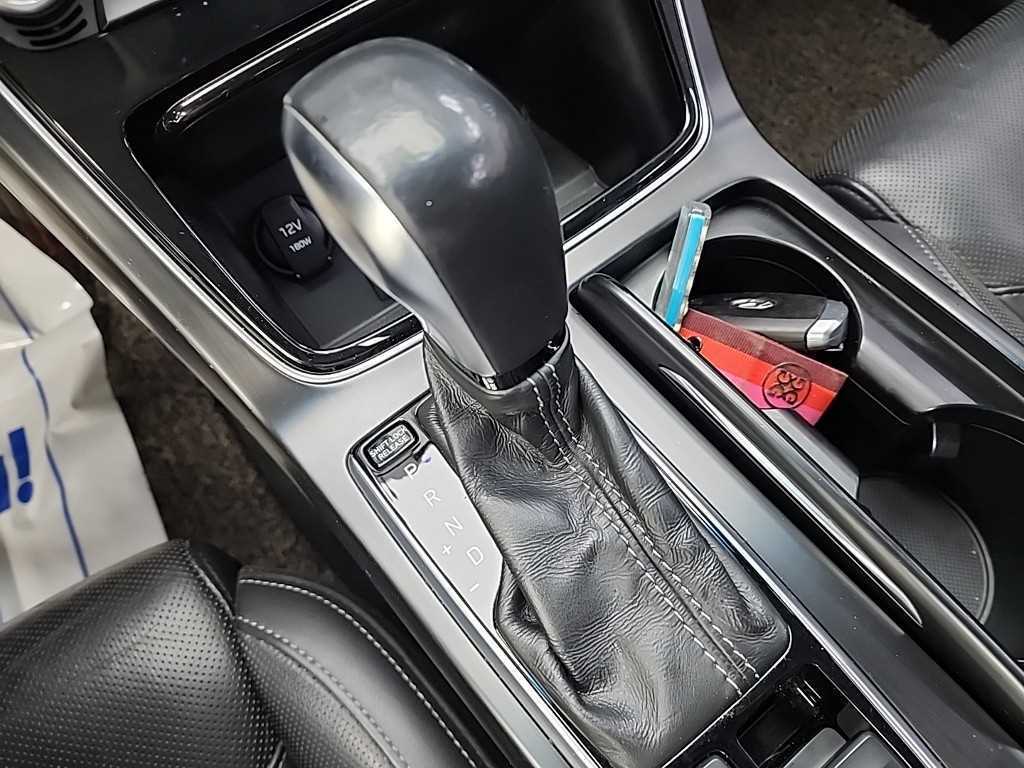 HYUNDAI Grandeur - Vista 8