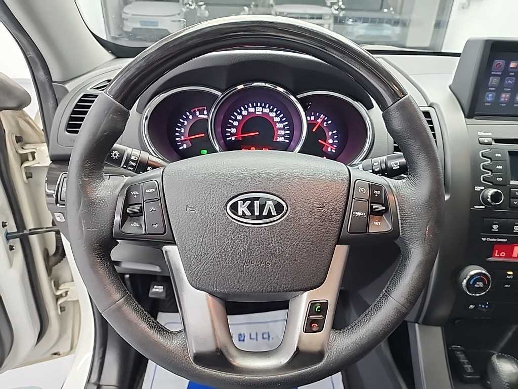KIA Sorento - Vista 9