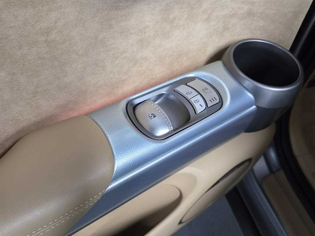 Genesis GV60 - Vista 8